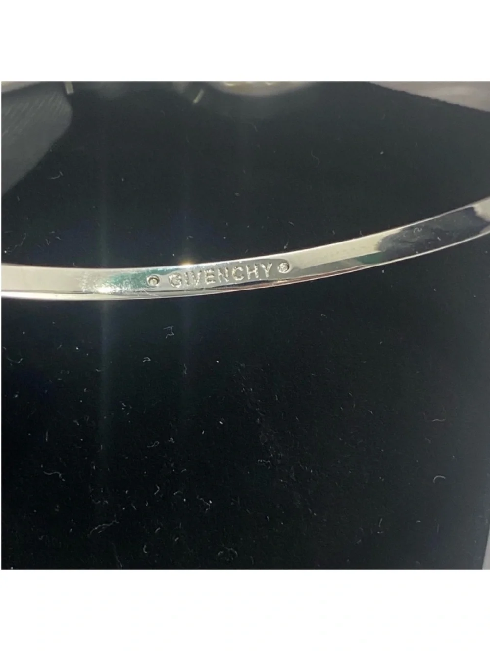 Givenchy bracelet - Picture 8 of 11